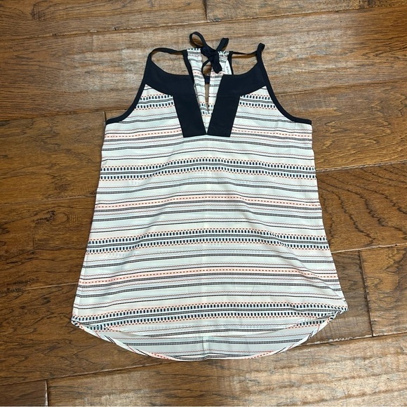 Athleta Tops - Athleta women’s patterned tie summer top